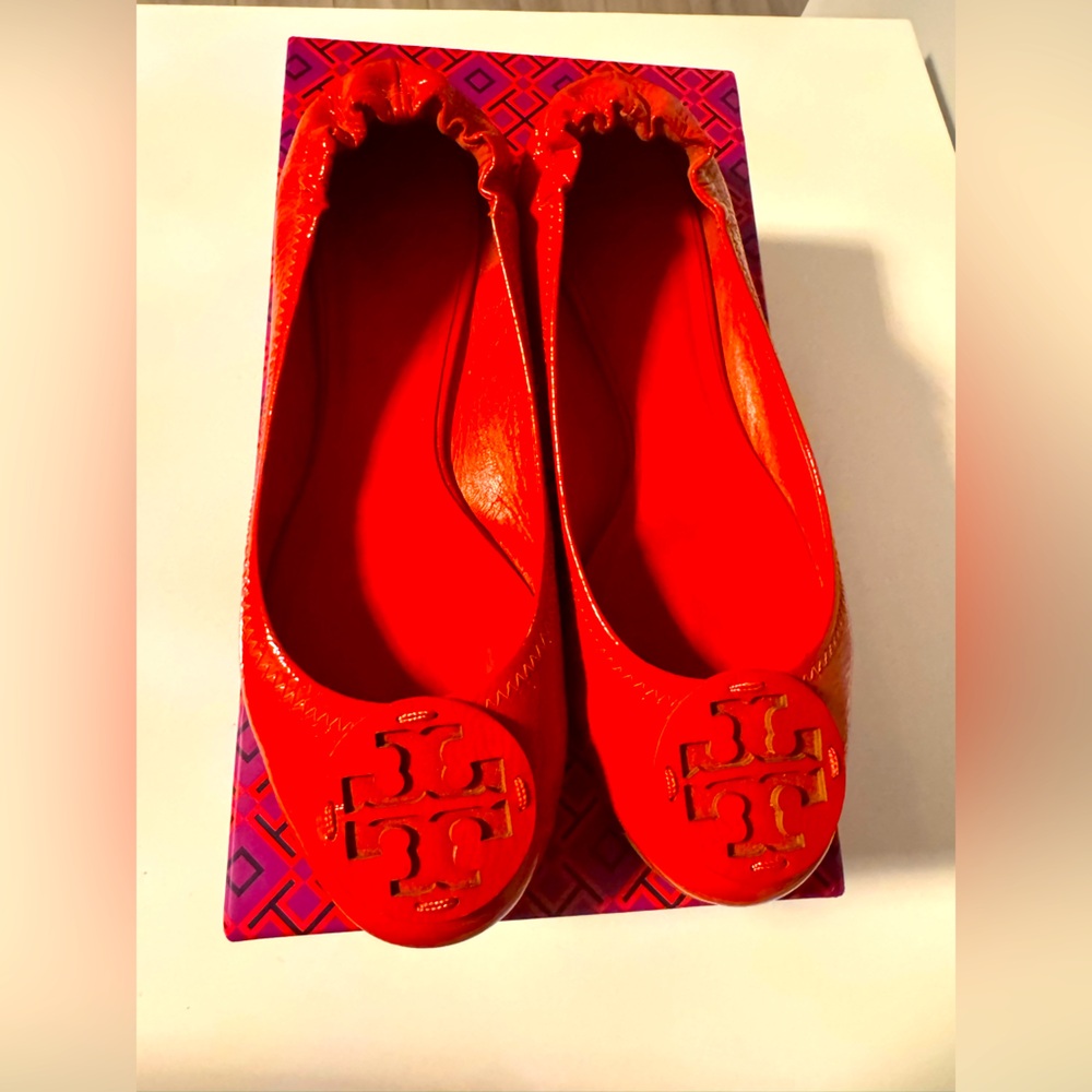Tory Burch orange red ballet flats